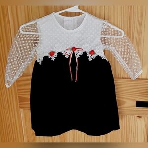 Christmas Velvet, Lace Red Roses Dress Toddler  🌹 Vintage